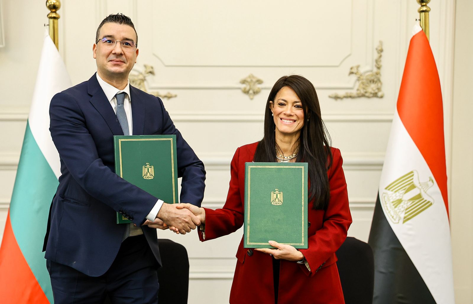 Egypt, Bulgaria sign protocol to expand economic ties across 19 sectors