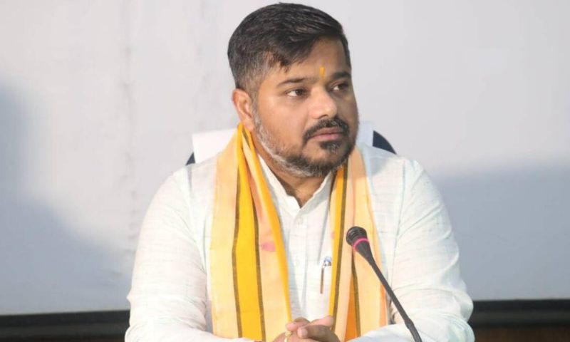 Eight people felicitated for saving lives of road rage victims