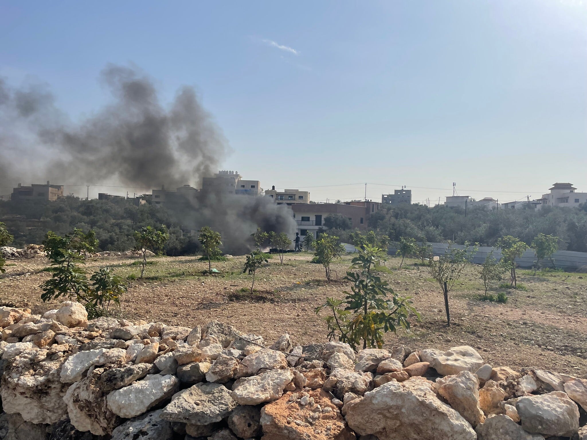 Environment minister requests $41 million to tackle polluting West Bank waste fires