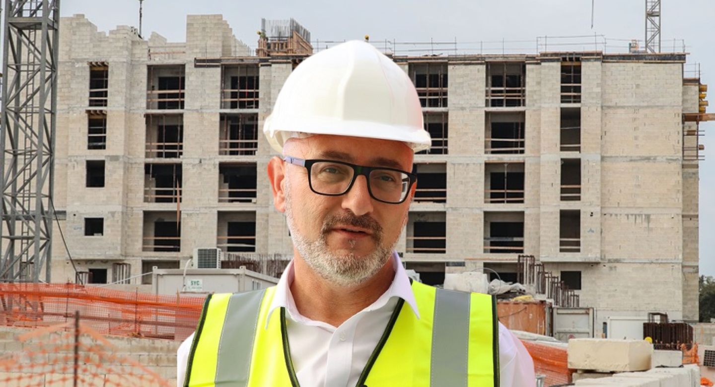 Galdes hides multi-million-euro contracts with Portelli