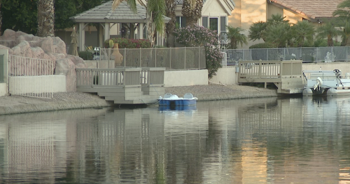 Glendale PD arrest man who used watercraft to steal from home