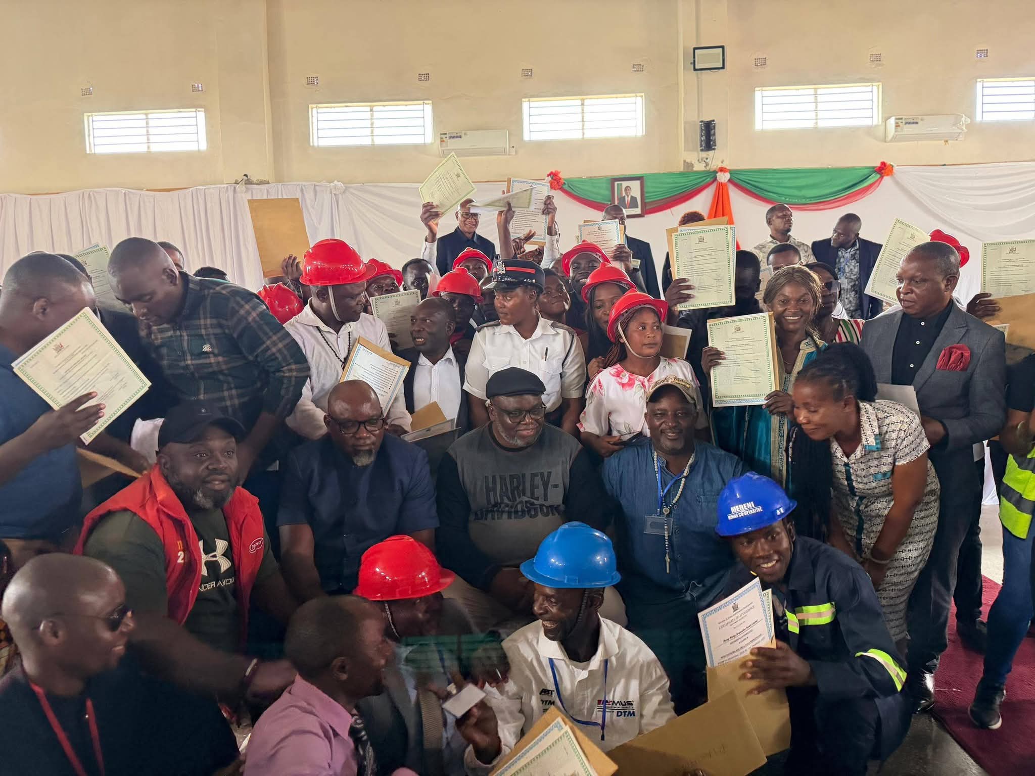 Govt hands over mining licenses, certificates to trained artisanal miners in Mpika District