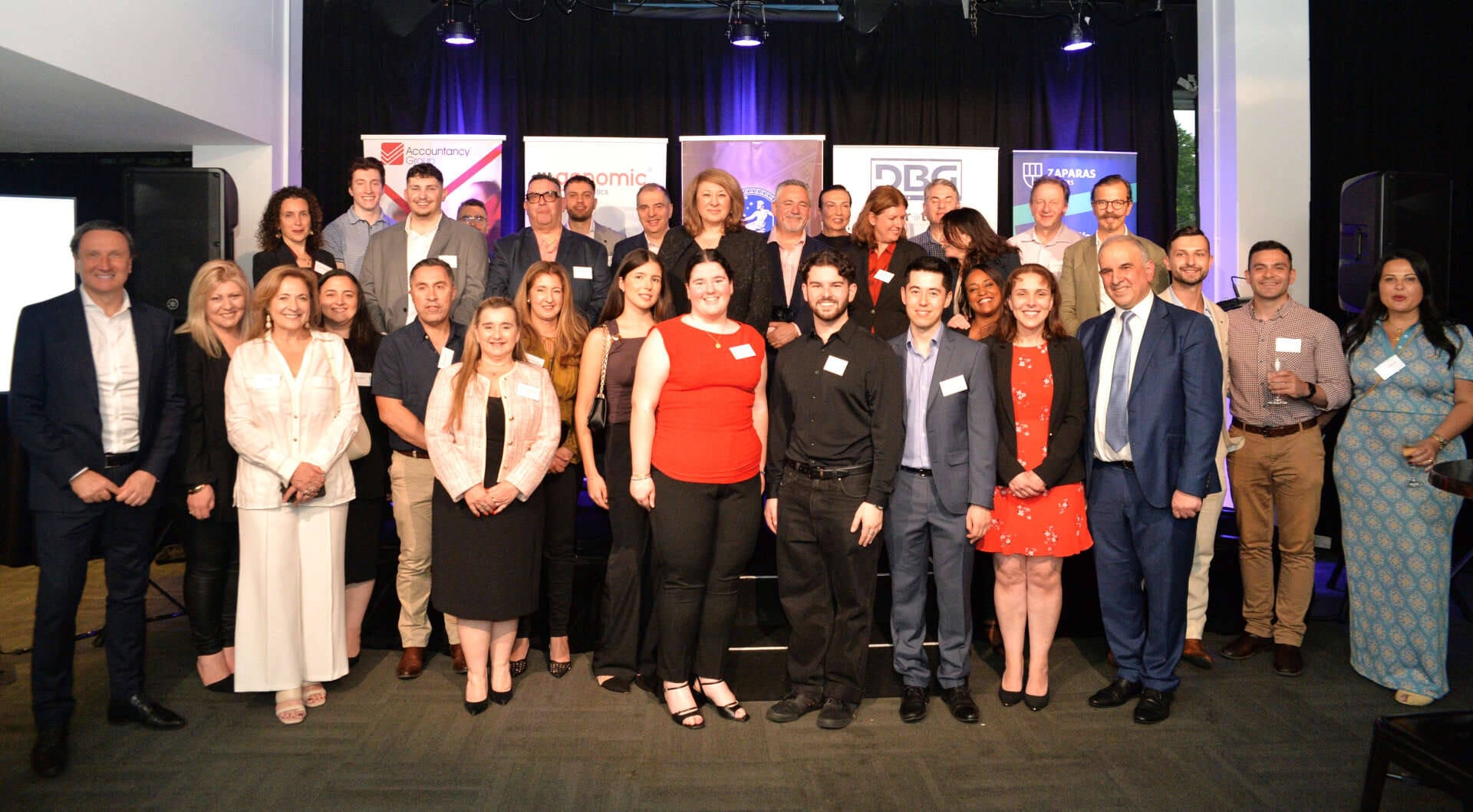 Greek Australian doctors come together for festive HMSA Christmas celebration