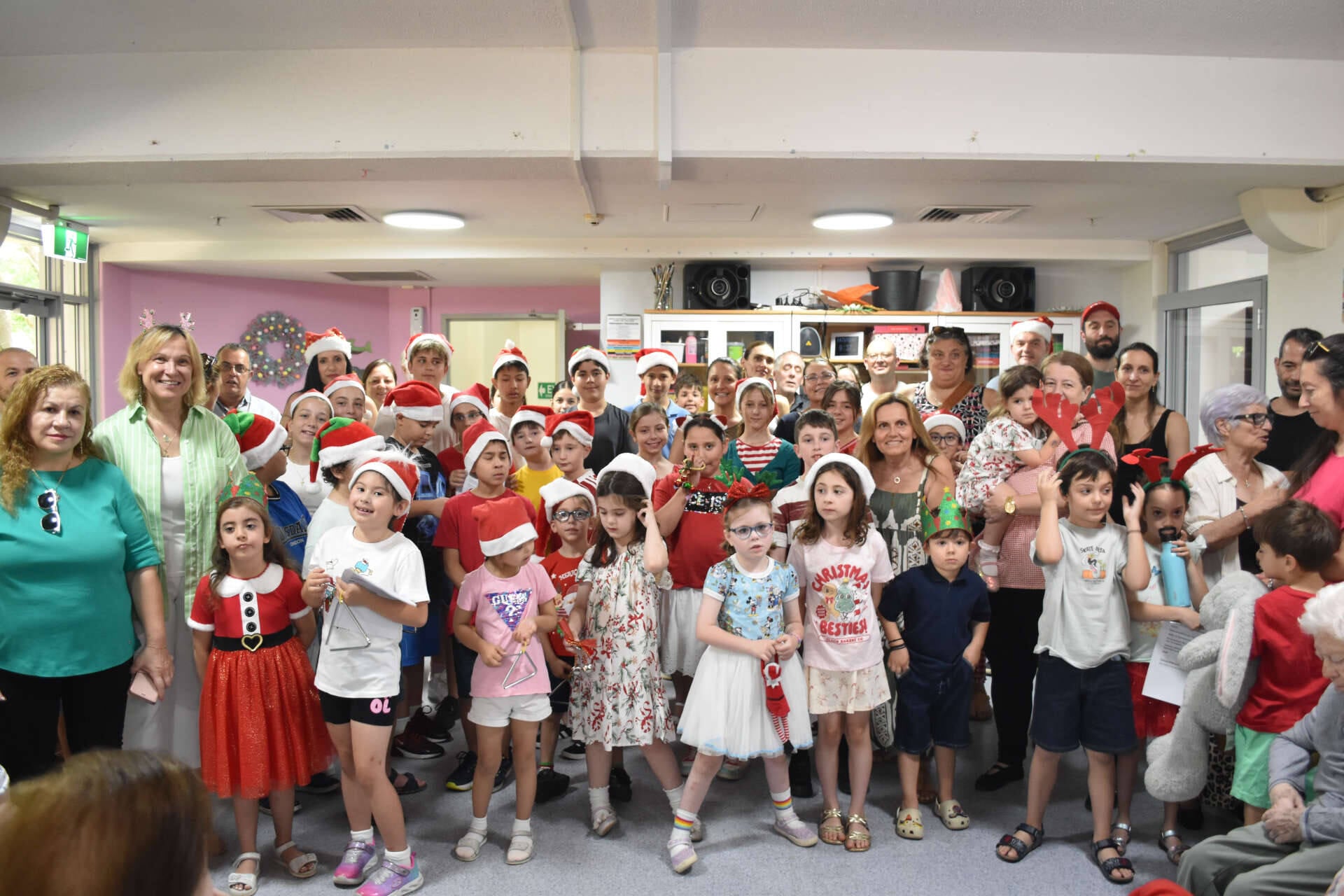 Greek school students bring Christmas cheer to Earlwood Aged Care Home
