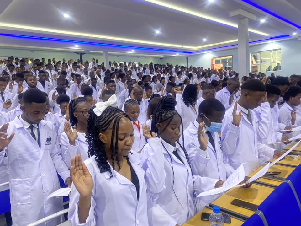 Group proposes paid contract-based internships for junior doctors