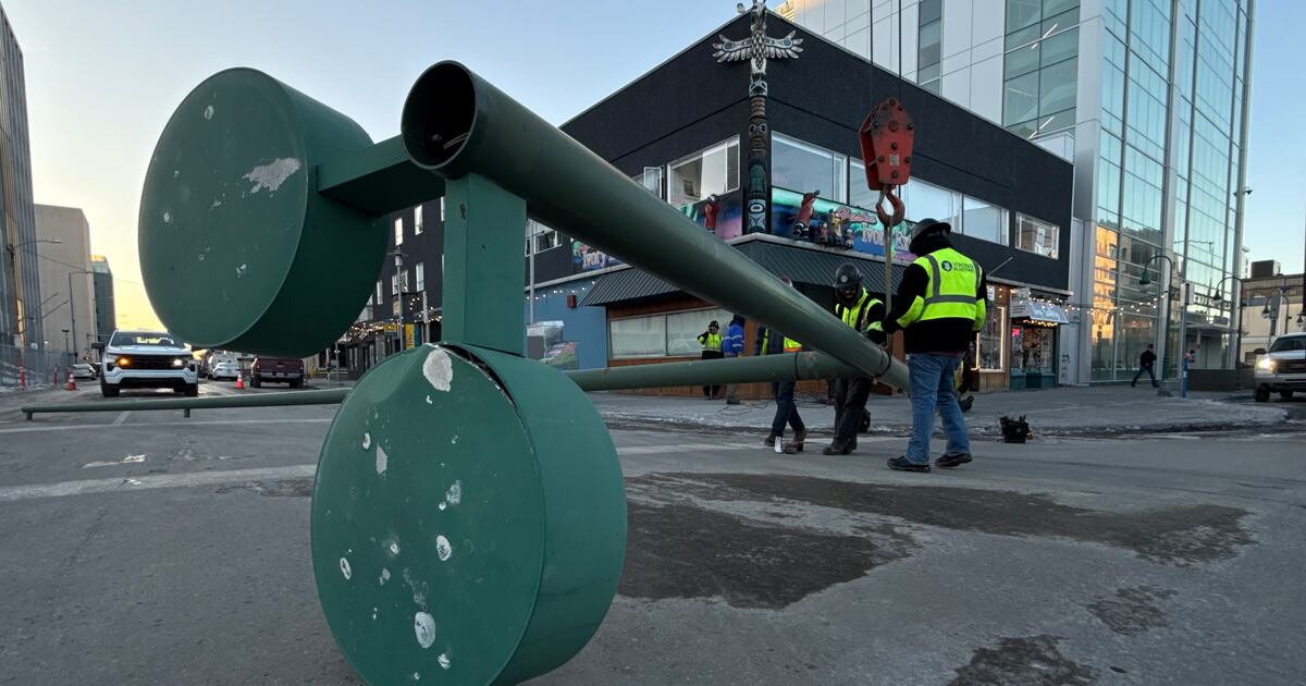 Gusty winds across Anchorage bring power outages, minor damage