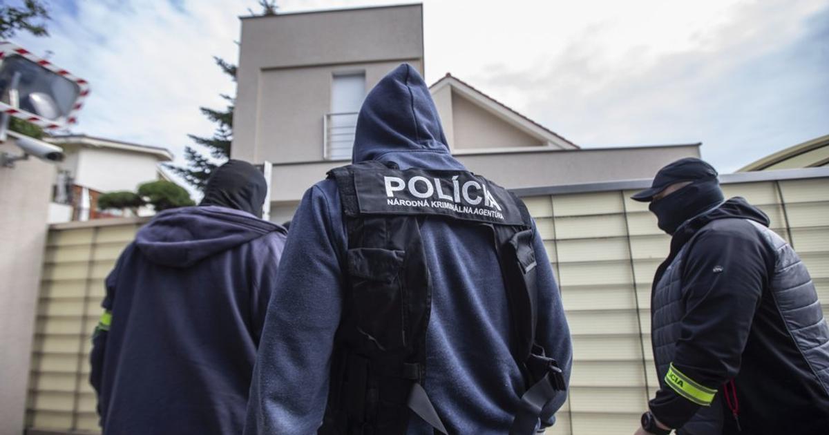 How is Slovakia hunting its most wanted criminals this Christmas? With dark humour