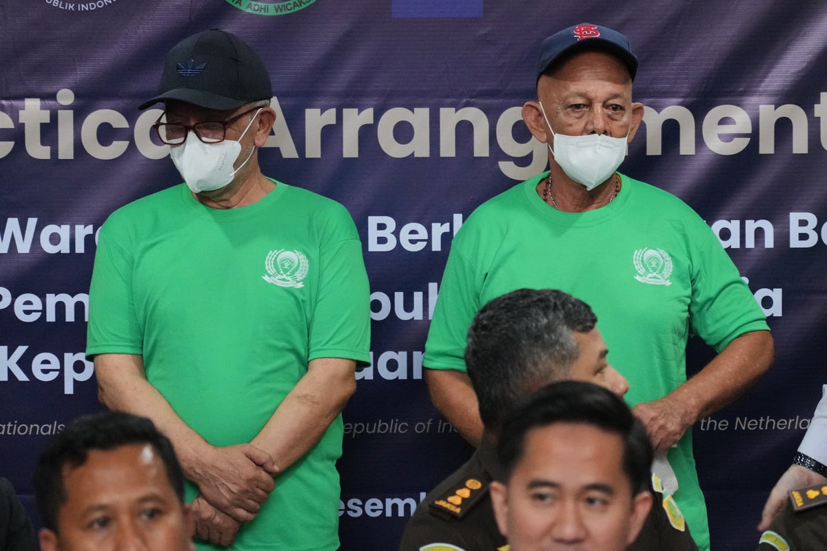Indonesia is repatriating 2 Dutch drug traffickers convicted on drug trafficking charges