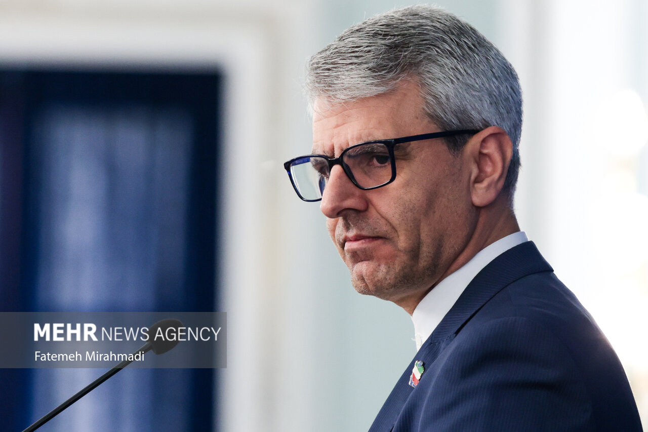 Iran condoles Libya over death of army Cmdr. in plane crash