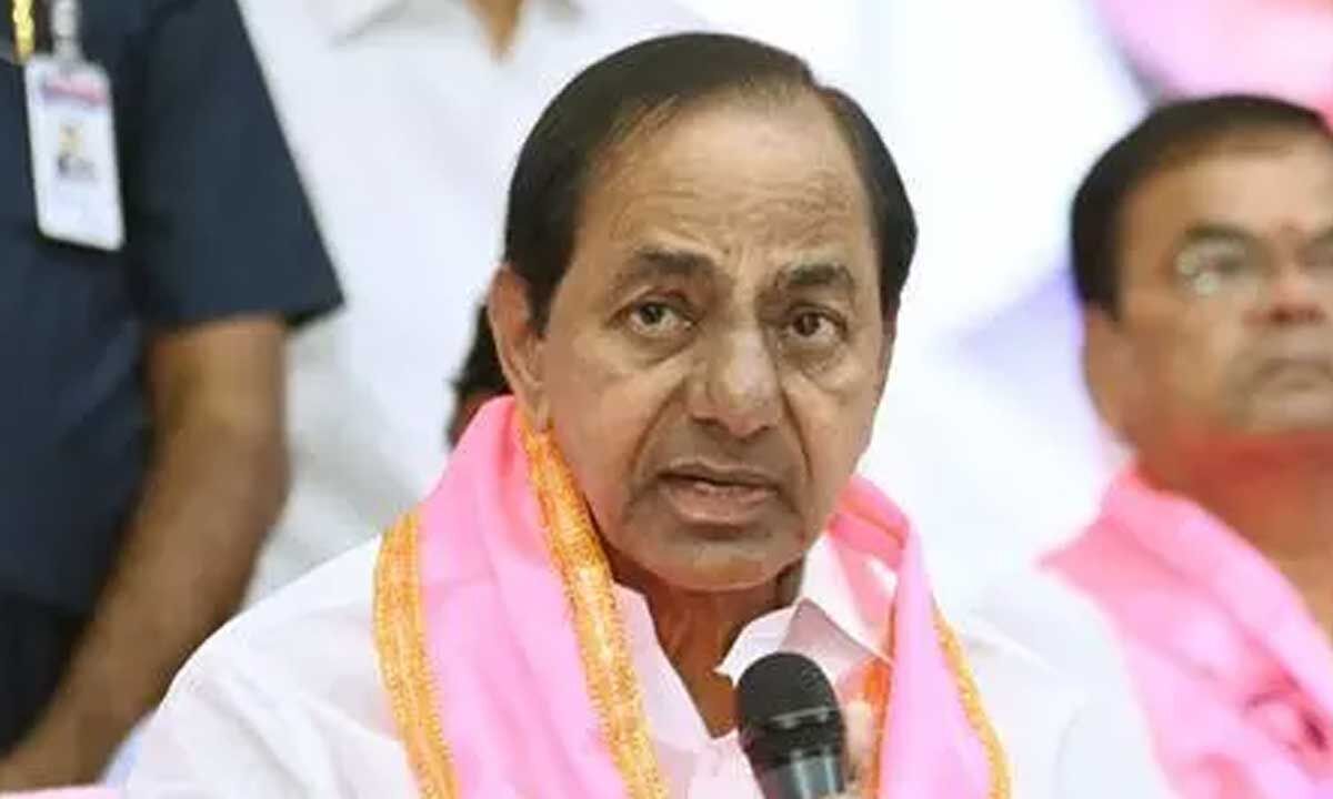 KCR holds strategy meeting with leaders ahead of assembly sessions