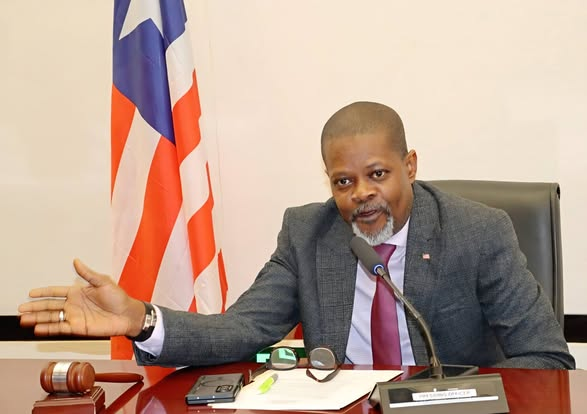 Lawmakers Clash Over Salary Cut Proposal