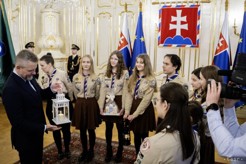 Light of Bethlehem Carries Message of Peace and Calm, We Need It