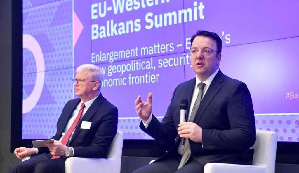 Macedonia deserves EU membership, a clear political decision is needed, says Nikoloski in Brussels