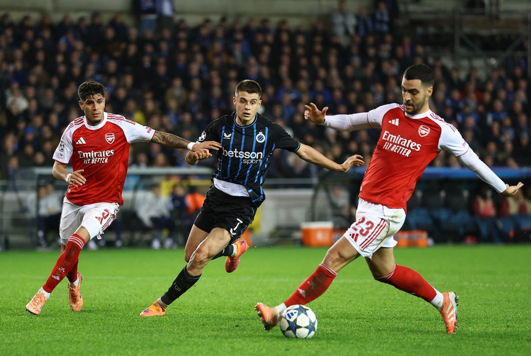 Madueke brace sends Arsenal into brink of Champions League knockouts to a 3-1 win