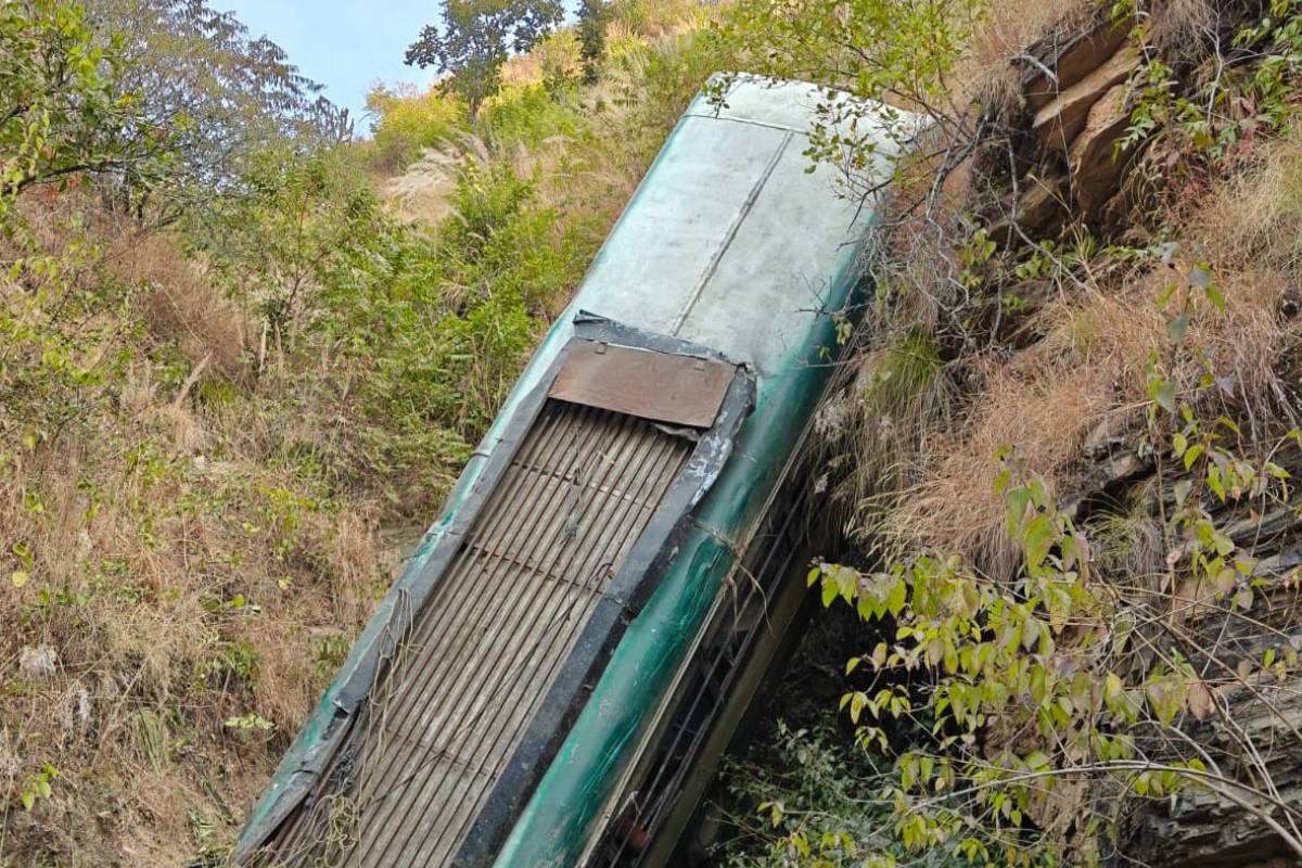 Major accident in Almora district, bus falls into a gorge; seven passengers killed