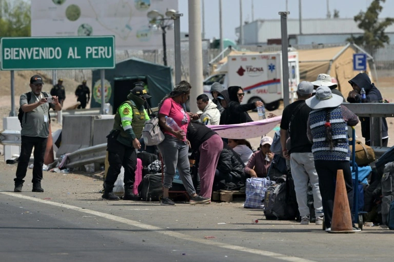 Peru Tightens Chile Border As Venezuelan Migrants Rush To