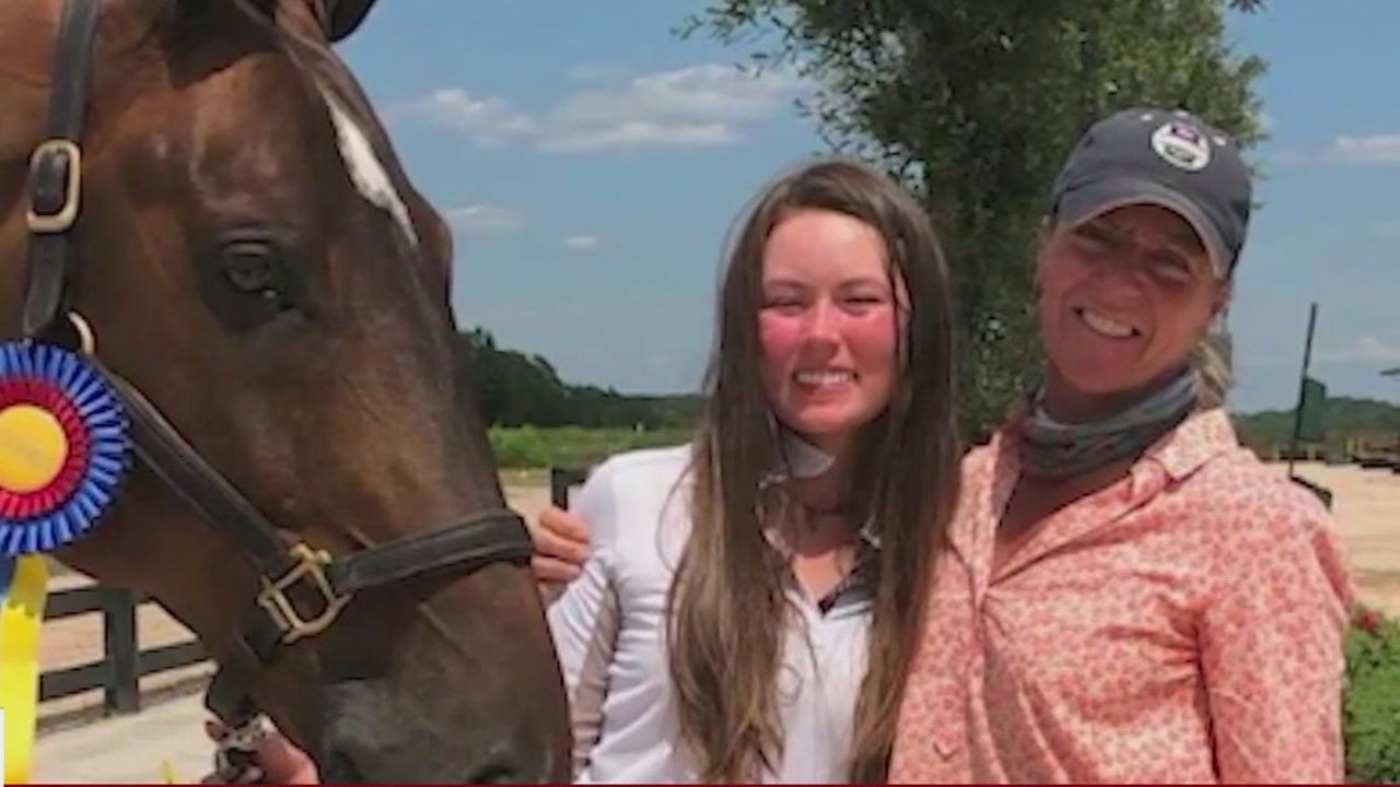 Powder Springs teen raises funds for trainer battling brain tumor