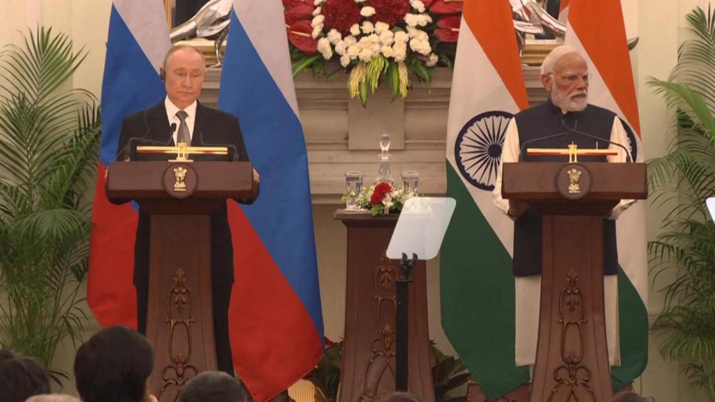 Putin criticizes U.S. tariffs on India, calls out “double standards” over Russian energy purchases