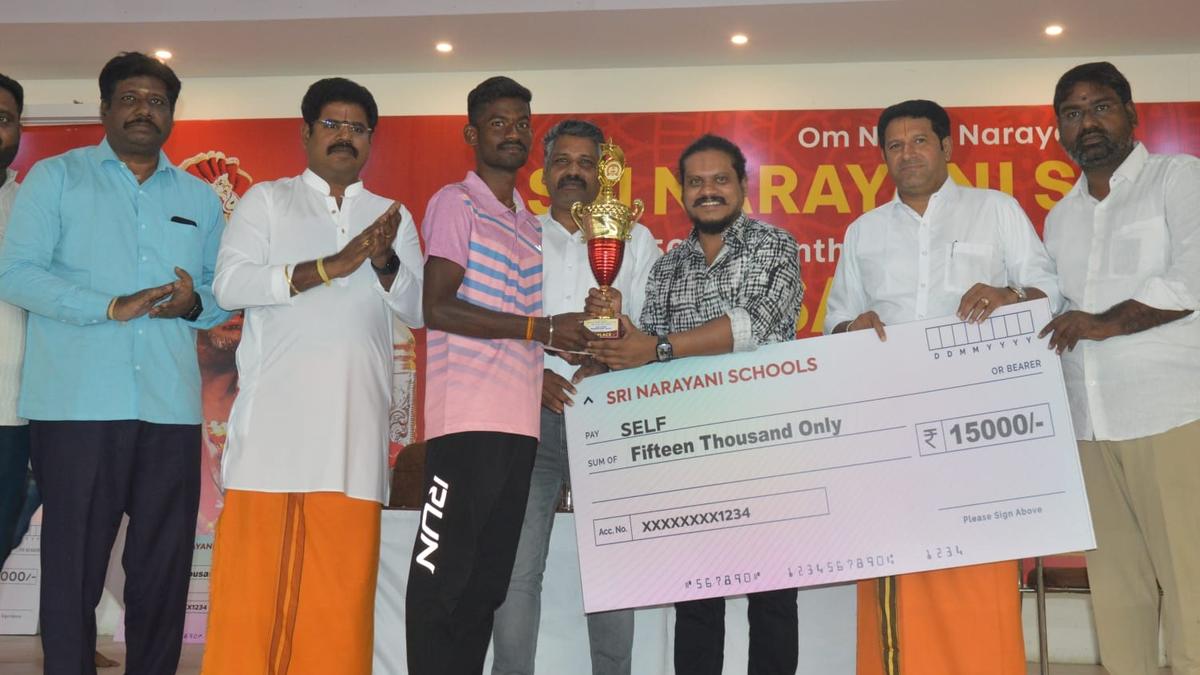 SP flags off marathon against drugs in Vellore