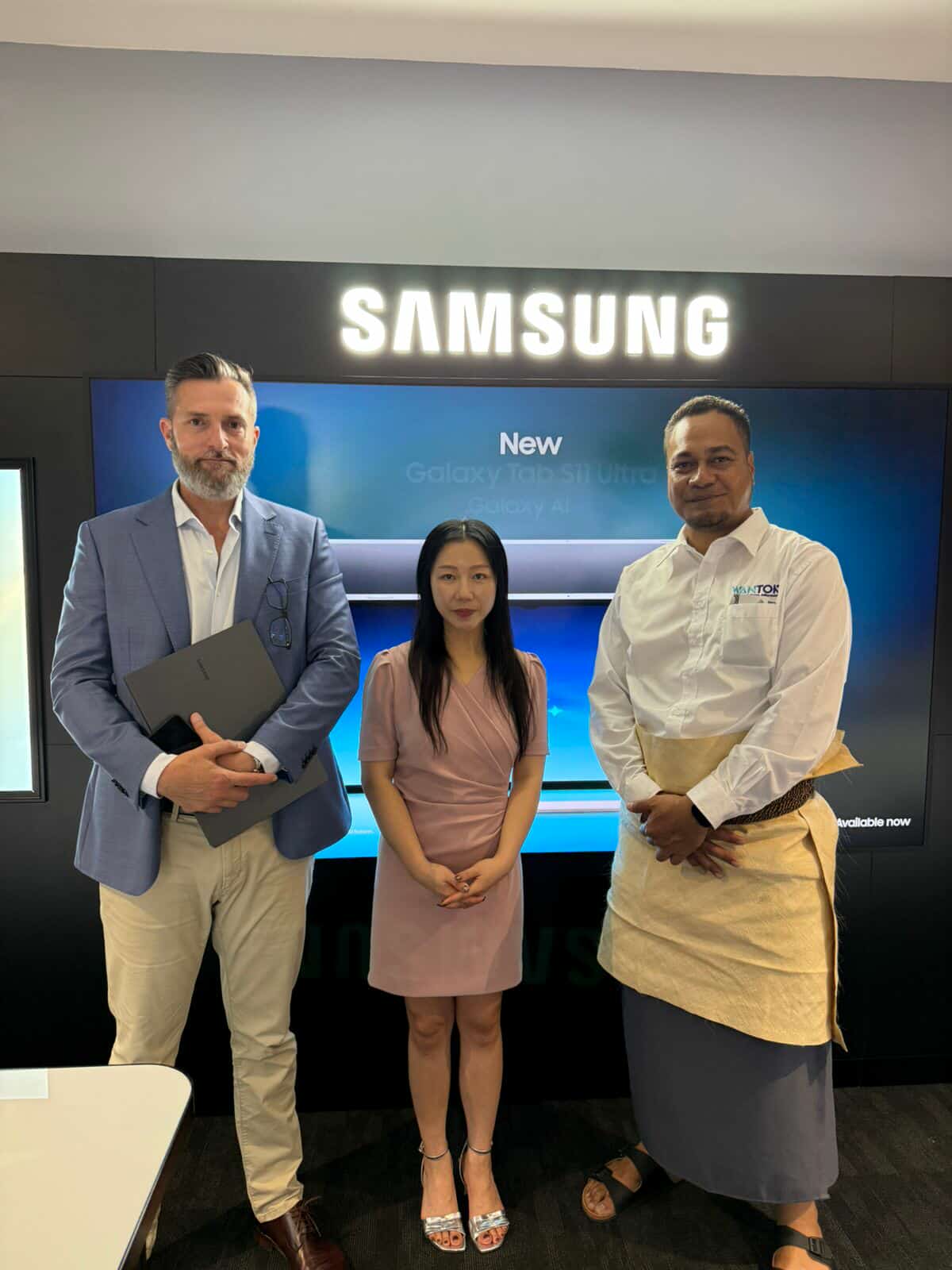 Samsung Opens Tonga’s First Innovation Hub and Customer Service Centre