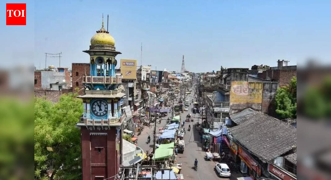 Silent witness of time, Chowk Ghanta Ghar regains its chime | Prayagraj News