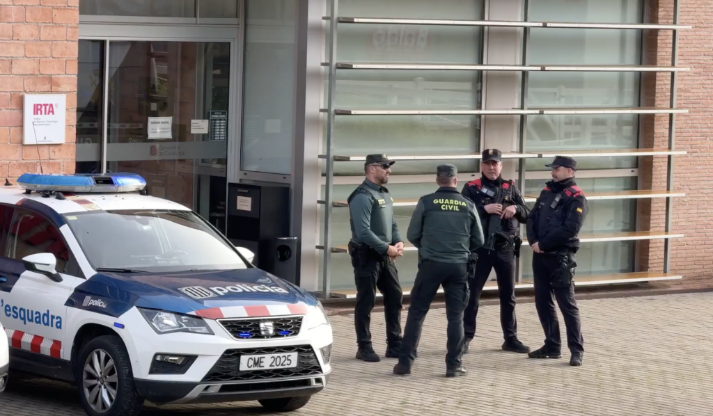 Spanish police search laboratory near Barcelona in African swine fever outbreak investigation