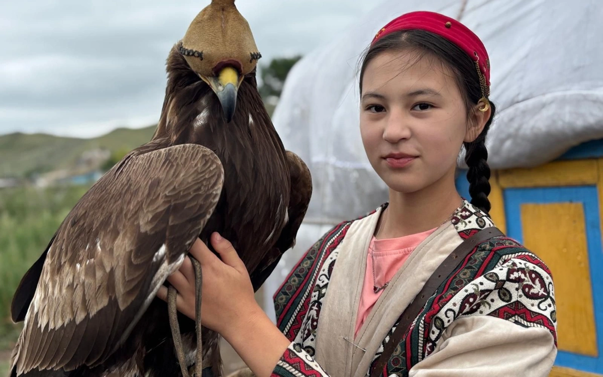 Teen Falconer in Kazakhstan Preserves Ancient Hunting Arts