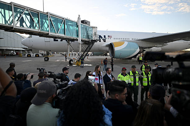The First Panama-Caracas Flight Will Repatriate 70 Venezuelans on a Voluntary Basis