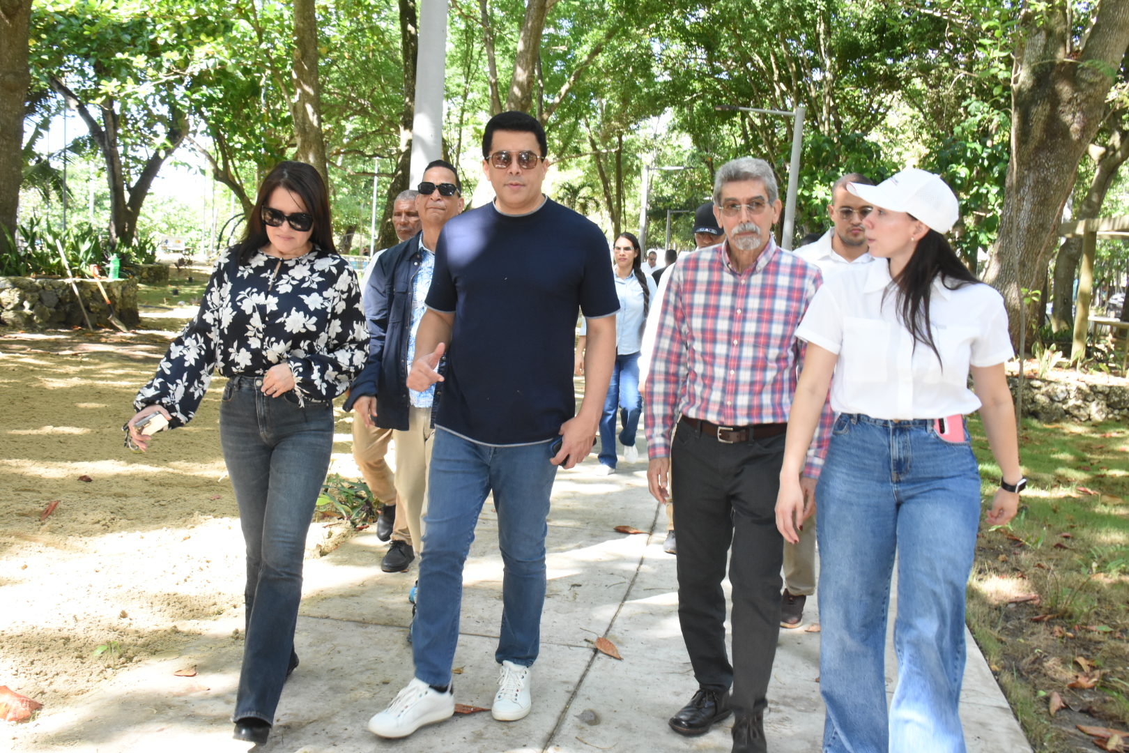 Tourism Minister inspects final phase of La Caleta Underwater National Park renovation