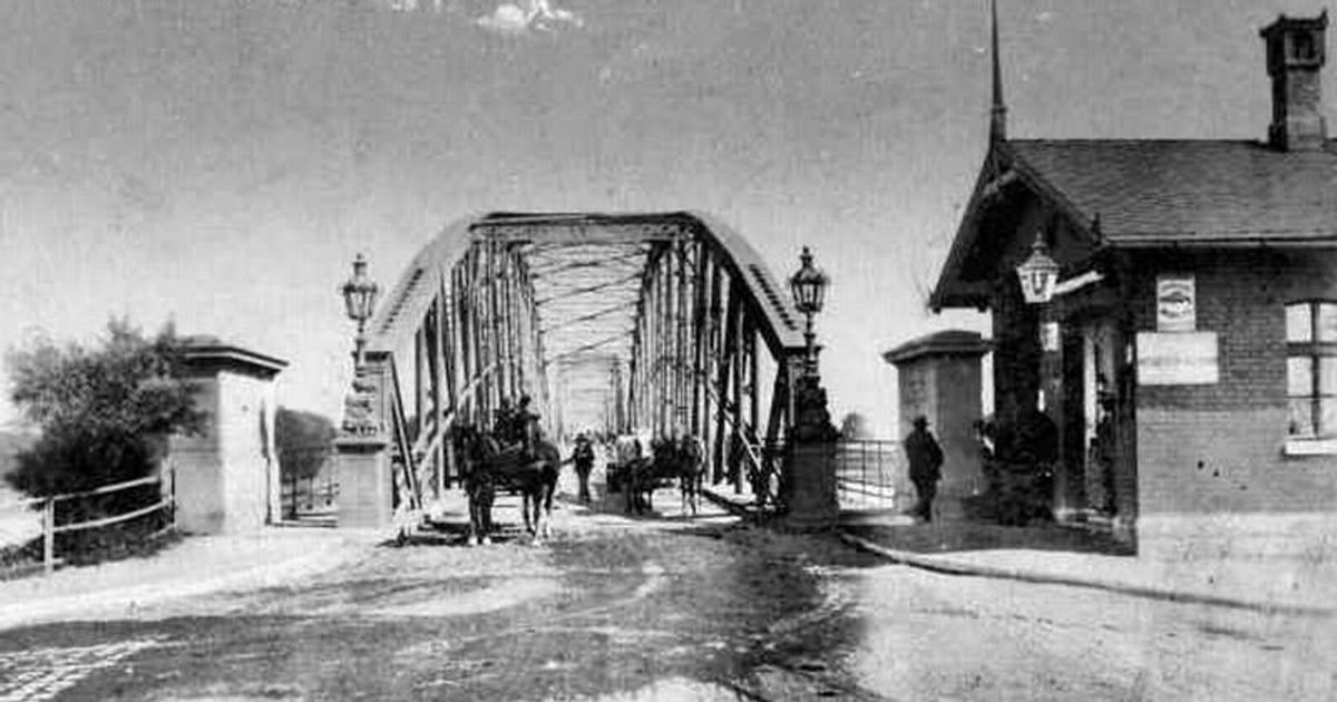 Two sides of one bridge