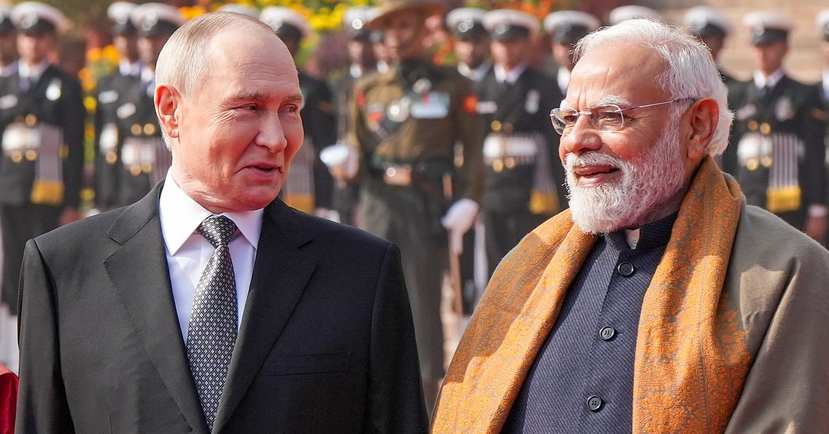 US Reps Lambast Trump's India Foreign Policy After Putin Visit