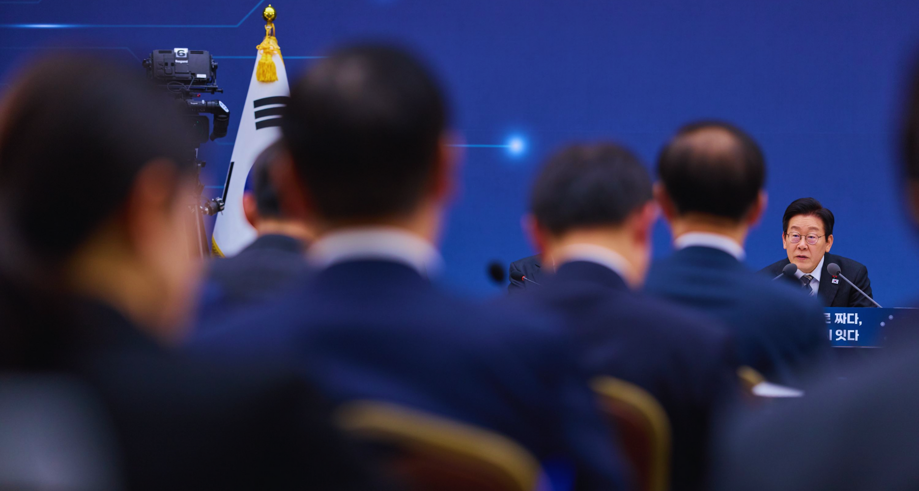 Why Lee Jae Myung’s livestreamed briefings may quietly weaken state capacity