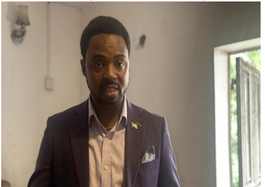 Youth Minister urges youth to remain steadfast in national service