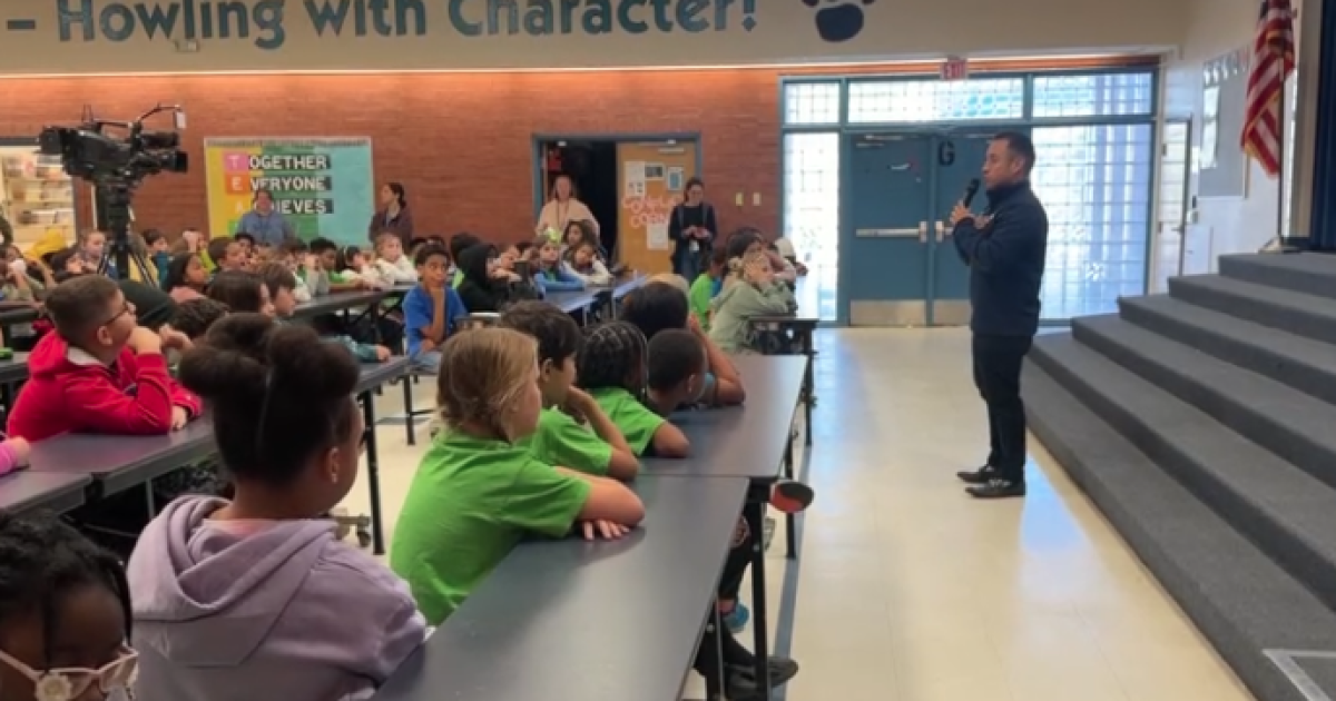 ABC15 Kidcasters visit gives Kyrene De La Colina students a moment to shine