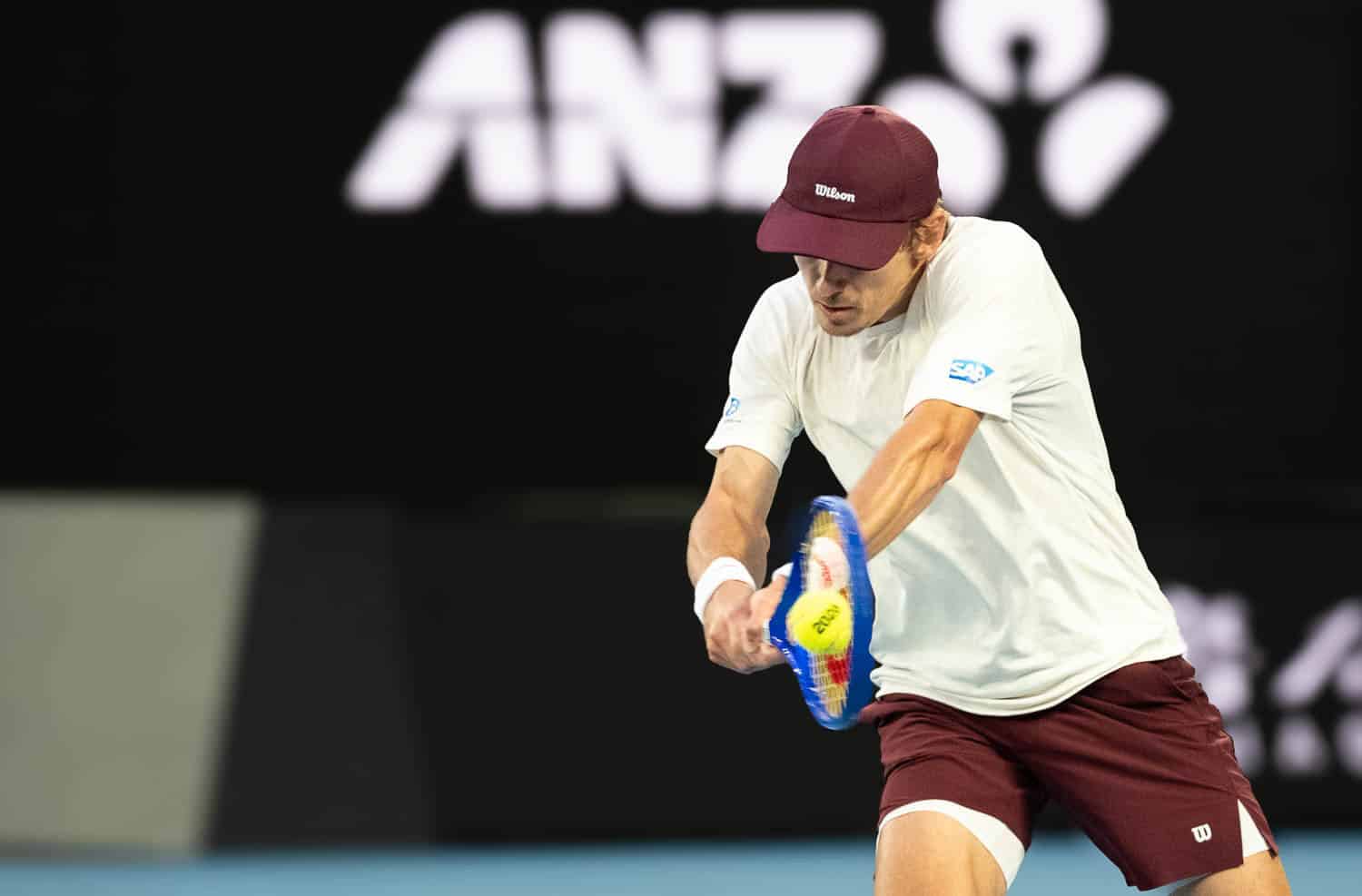 Alex de Minaur Into Australian Open Quarterfinals with Dominant Win