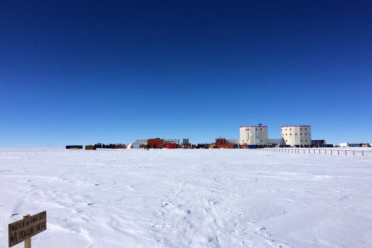 As global warming melts glaciers, a novel sanctuary in Antarctica is opening to preserve ice samples