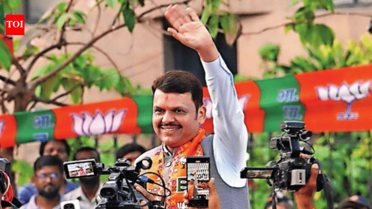 BMC mayor race heats up: CM Devendra Fadnavis in Davos, talks on hold, poll process set to last till Jan-end | Mumbai News