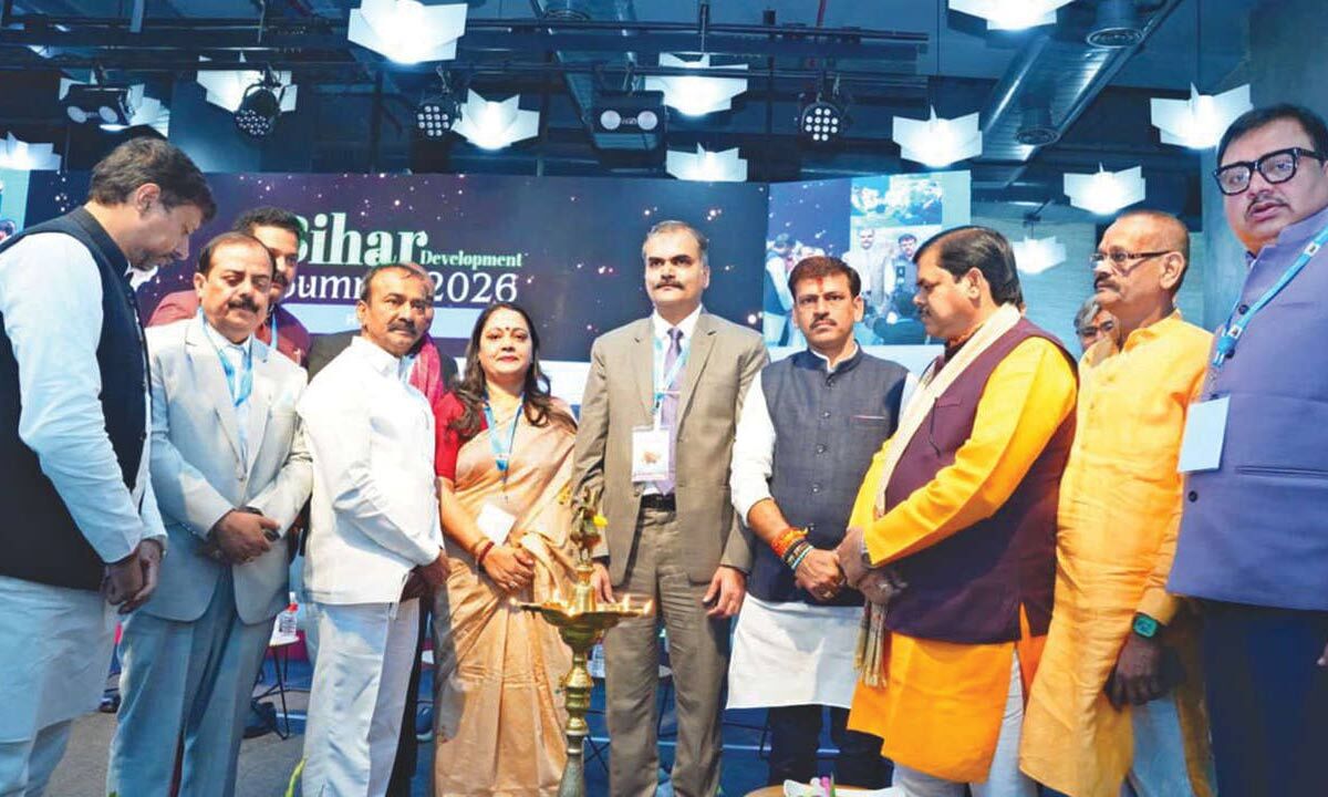 Bihar Development Summit highlights role of Biharis in nation building: Eatala