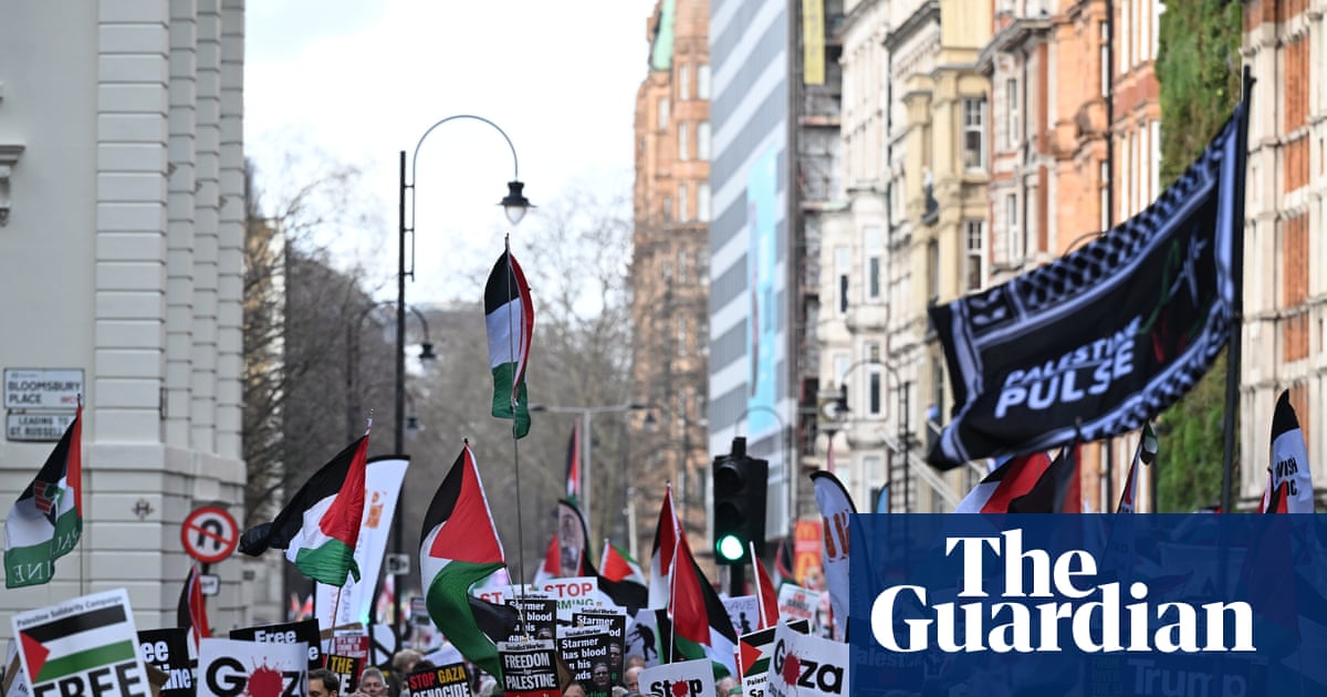 Campaigner Peter Tatchell arrested for carrying ‘globalise the intifada’ placard | Peter Tatchell