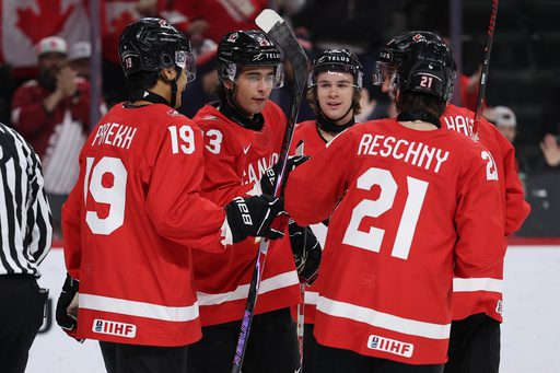 Canada beats Finland 6-3 in 3rd-place game in world junior hockey championship