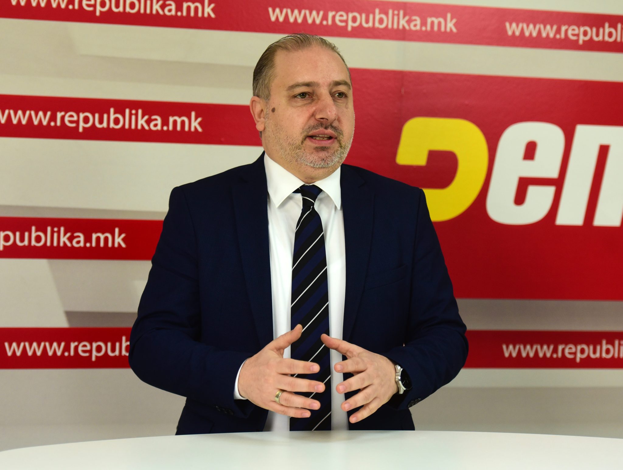 Customs revenue is up by 105 million EUR