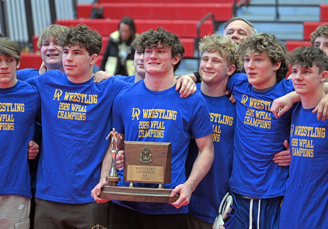 Derry wrestling claims first WPIAL team tournament crown, beats Burrell for Class 2A title