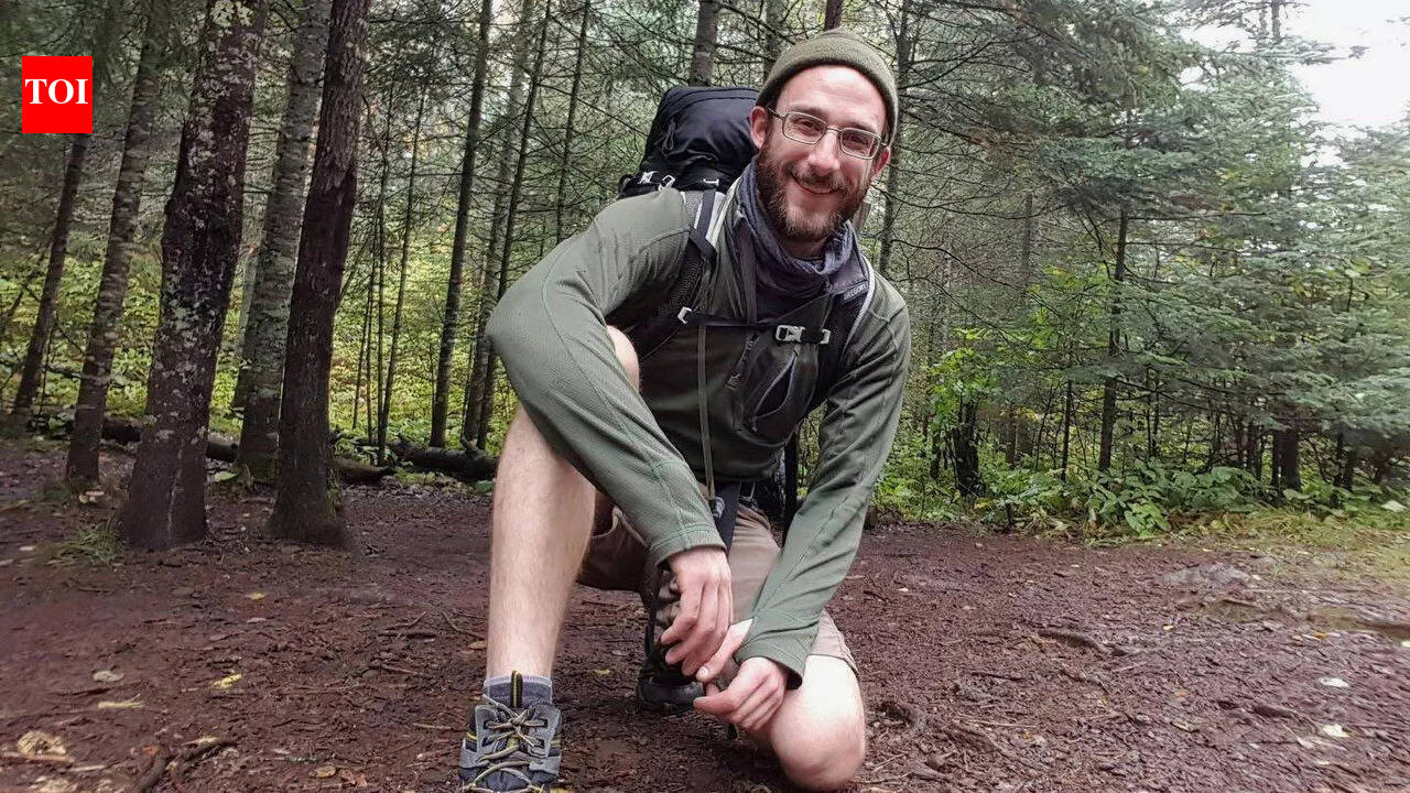 Did Alex Pretti have a gun? Are ICE agents badly trained? Frequenly asked questions about Minneapolis shooting | World News