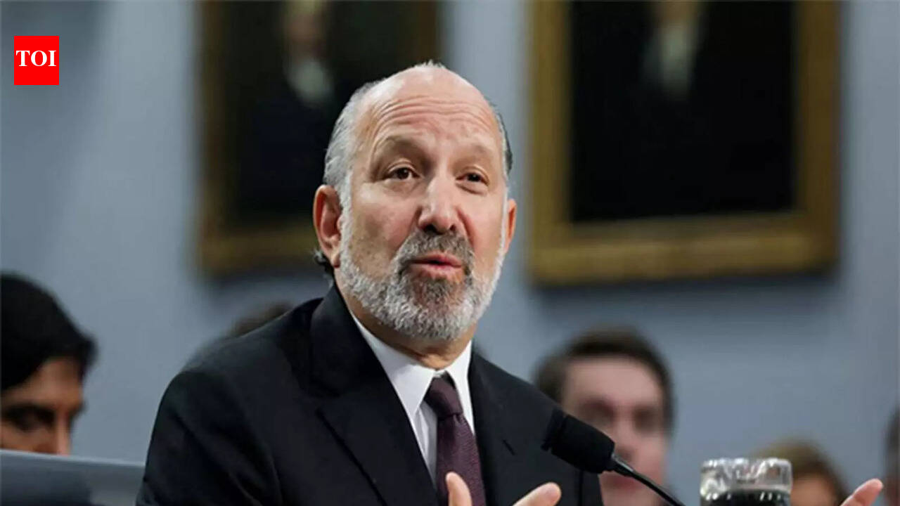 Epstein files: US commerce secretary Howard Lutnick planned visit to Jeffrey’s private island