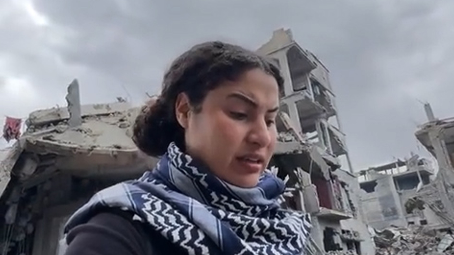 Gaza-based journalist Bisan Owda regains TikTok account after outcry | Freedom of the Press News