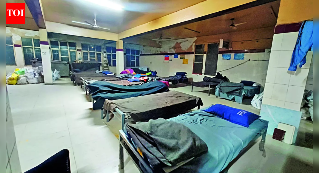Harsh home truths about shelters: How Delhi’s failure to house its homeless hides behind numbers; 20k beds in files | Delhi News