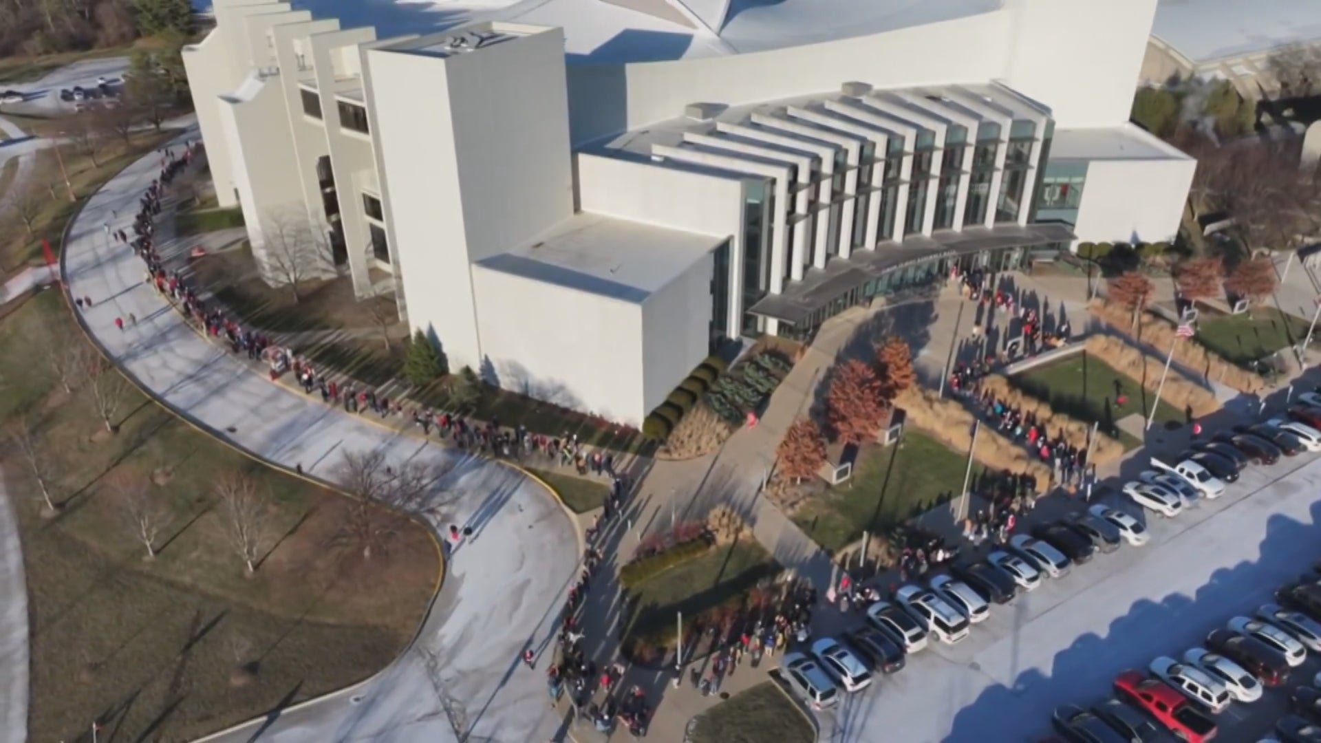 Hoosiers on campus gear up for CFP National Championship game - Indianapolis News | Indiana Weather | Indiana Traffic