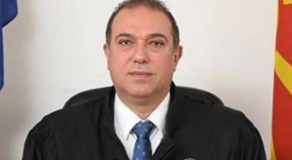 Judge who hid 350,000 EUR in a secret compartment ordered into house arrest