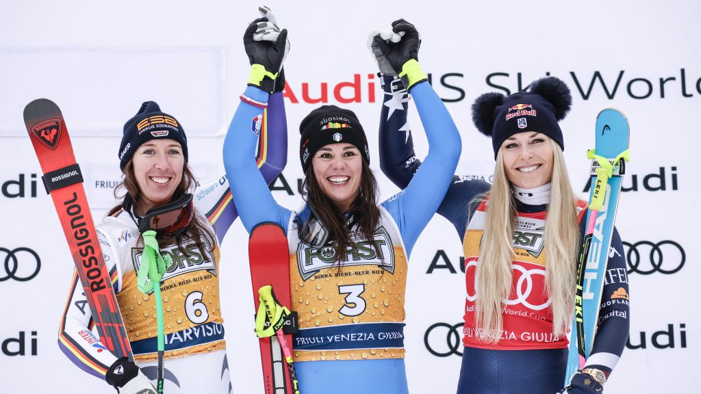 Lindsey Vonn finishes third in latest World Cup downhill