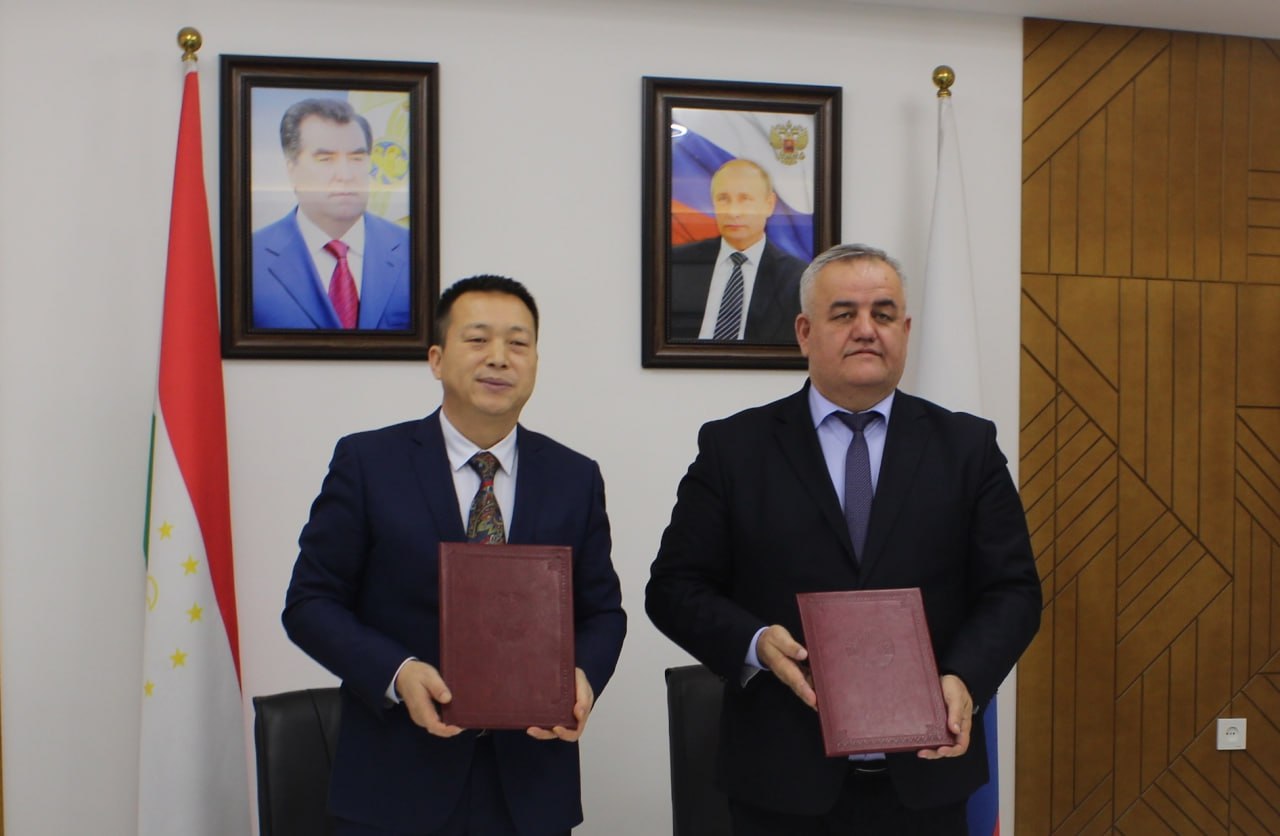 MISiS Branch and Confucius Institute at TNU sign cooperation agreement for Chinese language studies